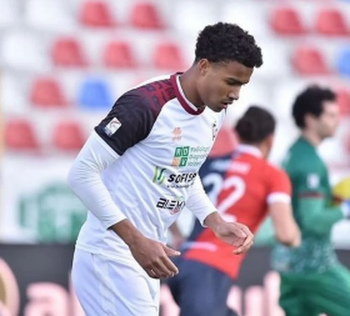 Italy hold advantage over Nigeria in race for Reggiana's dual nationalÂ centre-back Alessandro Marcandalli