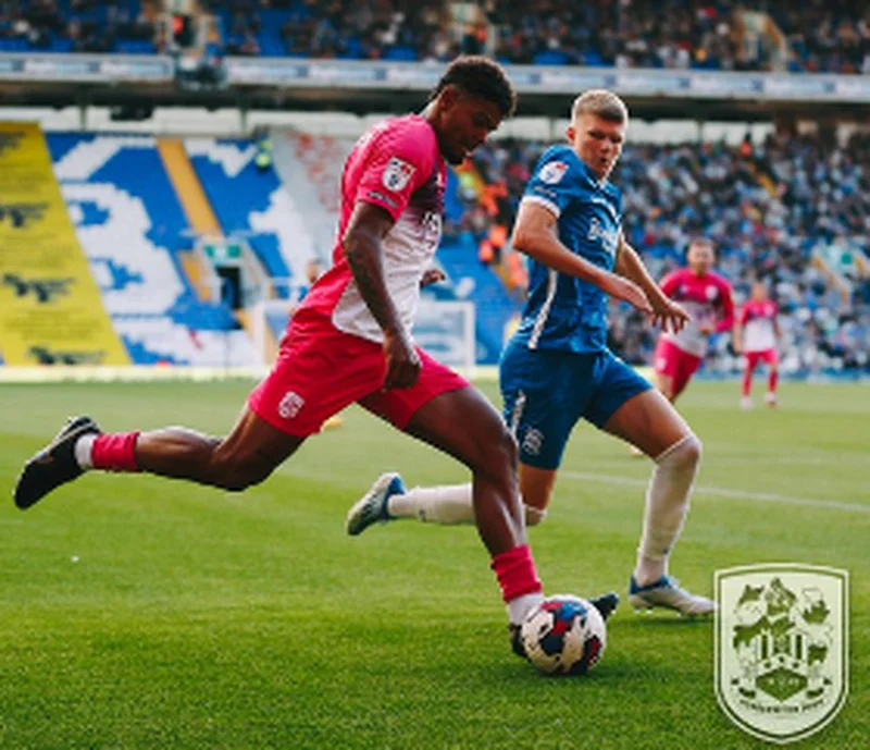 Huddersfield to hold talks with Chelsea over injury suffered by Anglo-Nigerian midfielderÂ 