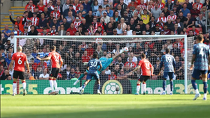  'Brilliant stop' - 1994 AFCON winner refuses to criticize Saka after world-class save by Southampton GK