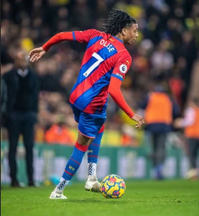 2021 Super Eagles invitee joins Man Utd and Liverpool stars, 6 others in PL TOTWÂ 