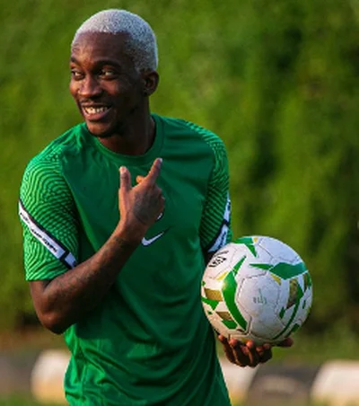 Can Onyekuru rival Moses Simon for the left wing spot of the Super Eagles?