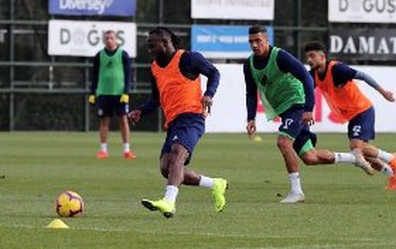 Chelsea Loanee Victor Moses Drops Big Hint He May Make Fenerbahce Debut On Monday 