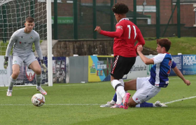 Oyedele and Shoretire on target as Manchester United youth teams suffer mixed fortunes
