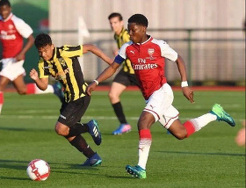 Liverpool and Chelsea interested in former Arsenal midfielder of African descentÂ 