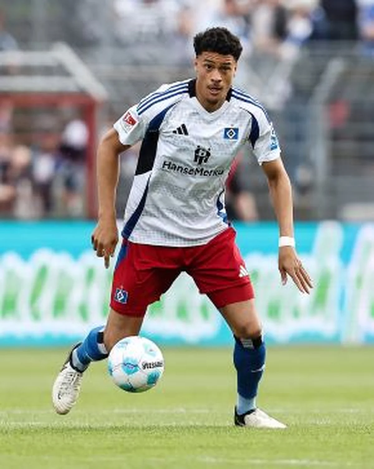 Jonas David: After a decade, Hamburg cut ties with central defenderÂ who has been scouted by NigeriaÂ 