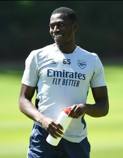 Arsenal loanee Ogungbo registers his first assist as a professionalÂ for EFL's Red Devils