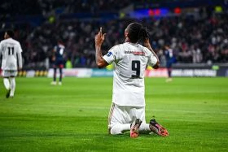 Potential Zirkzee replacement: Bologna linked with move for 2023 Super Eagles inviteeÂ 