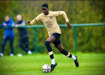 Golden Eaglets-eligible defender agrees new deal with Chelsea ahead of next seasonÂ 
