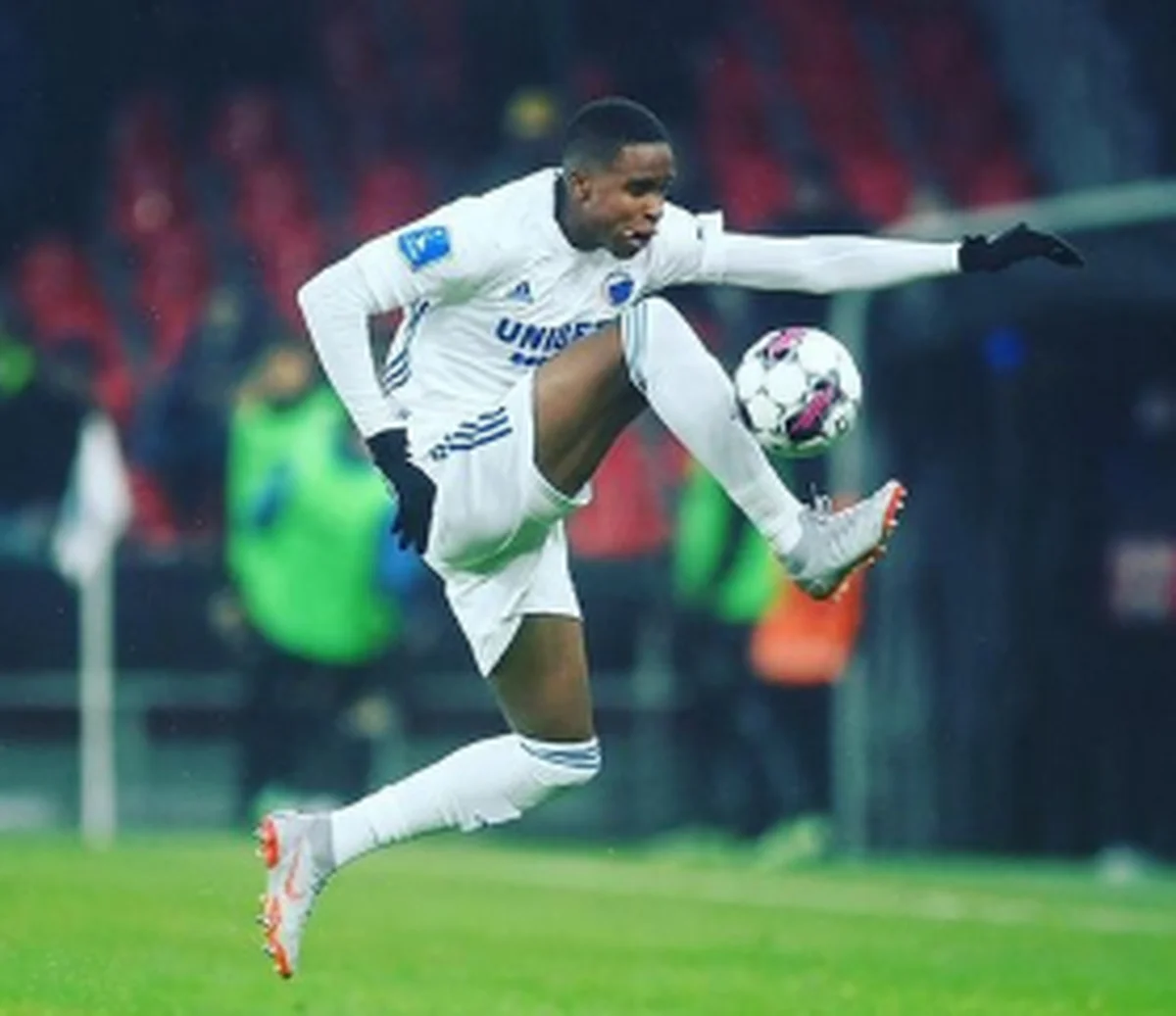 'Yes it is' - FCKÂ coach confirms Reading-linked striker MukairuÂ is mulling over a transferÂ 