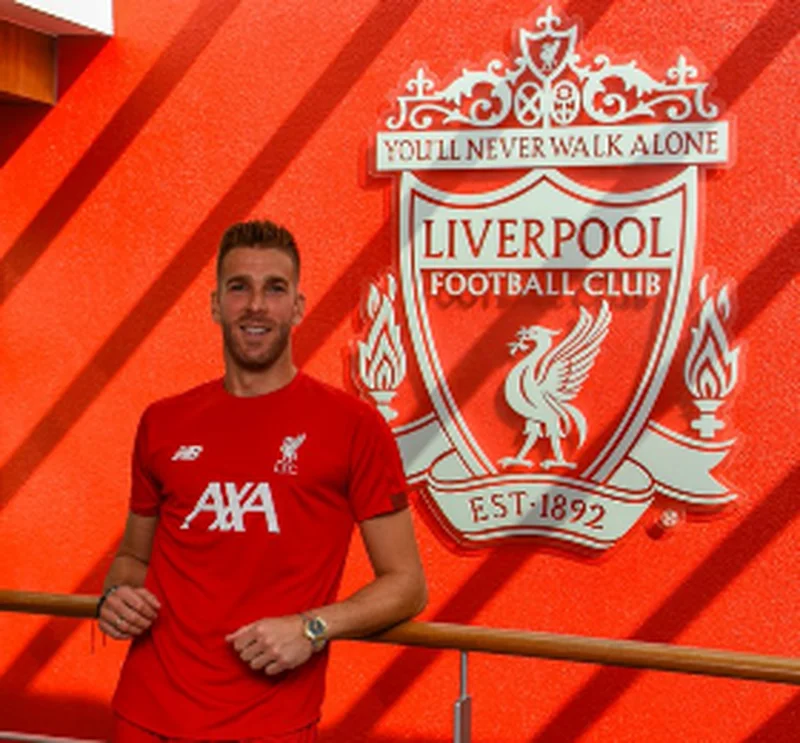 'West Ham Legend Is Now Our Second Choice' â€” Nigerians React As Liverpool Announce Capture Of Adrian