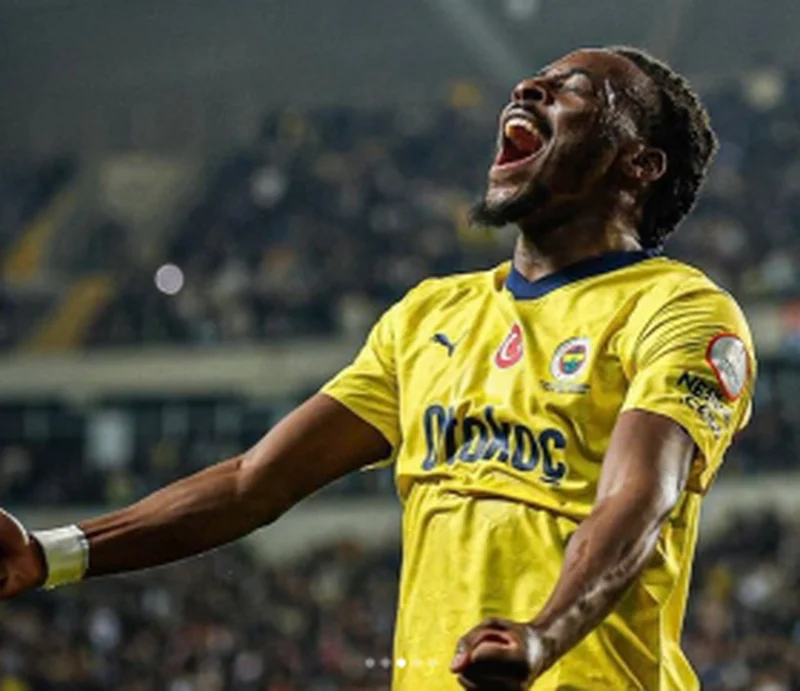 'Best RB in the league'- Referee-turned-pundit warns Fenerbahce not to let Osayi-Samuel leave on a free