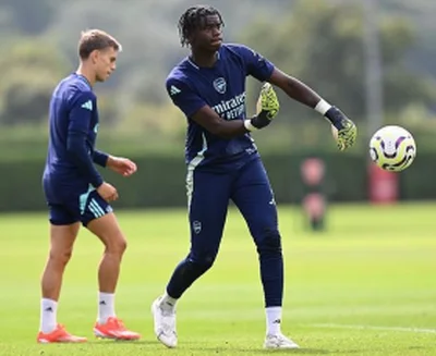 18yo goalkeeper eligible for Super Eagles, Black Stars named in Arsenal's travelling squad to Leverkusen