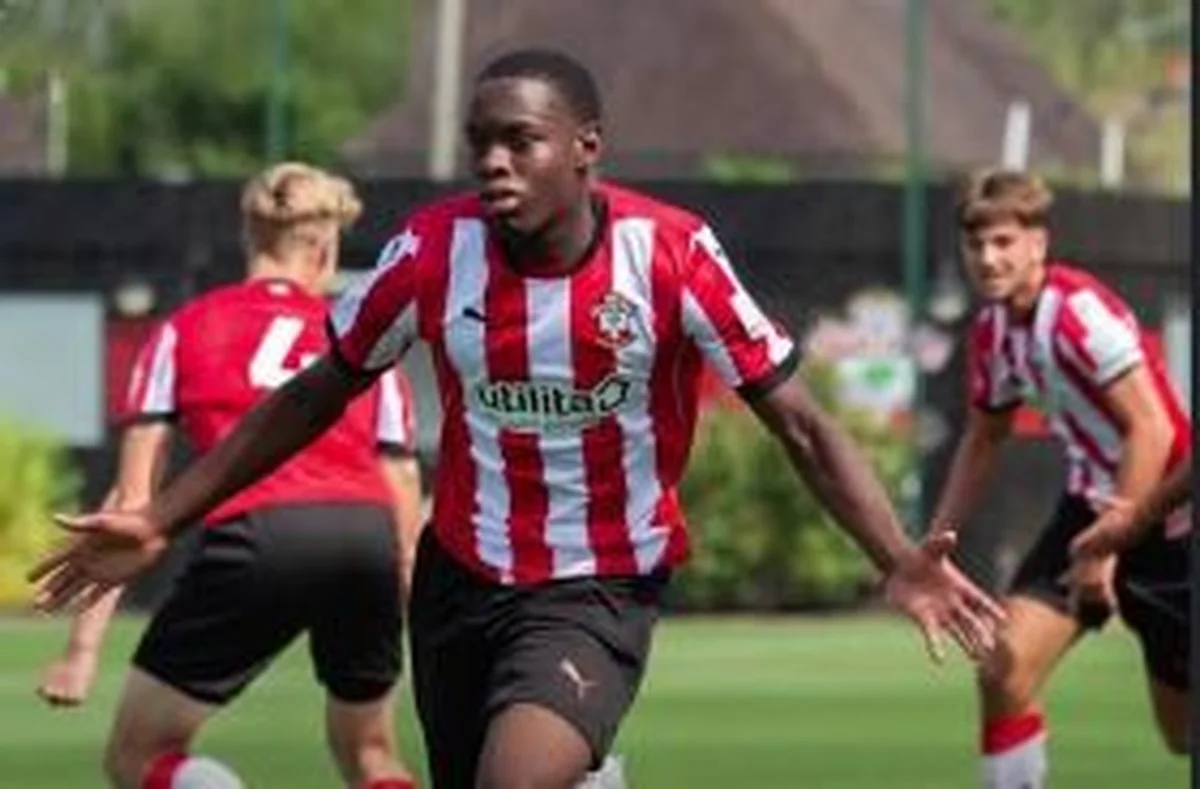 Southampton striker Oyekunle on the brink of equalling U18 PL record held by Man Utd's Chido Obi 