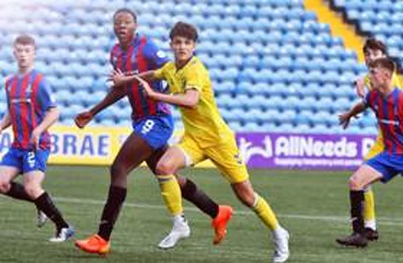Â Airdrieonians striker, who idolises Ighalo and Osimhen, opts for Nigeria over Spain