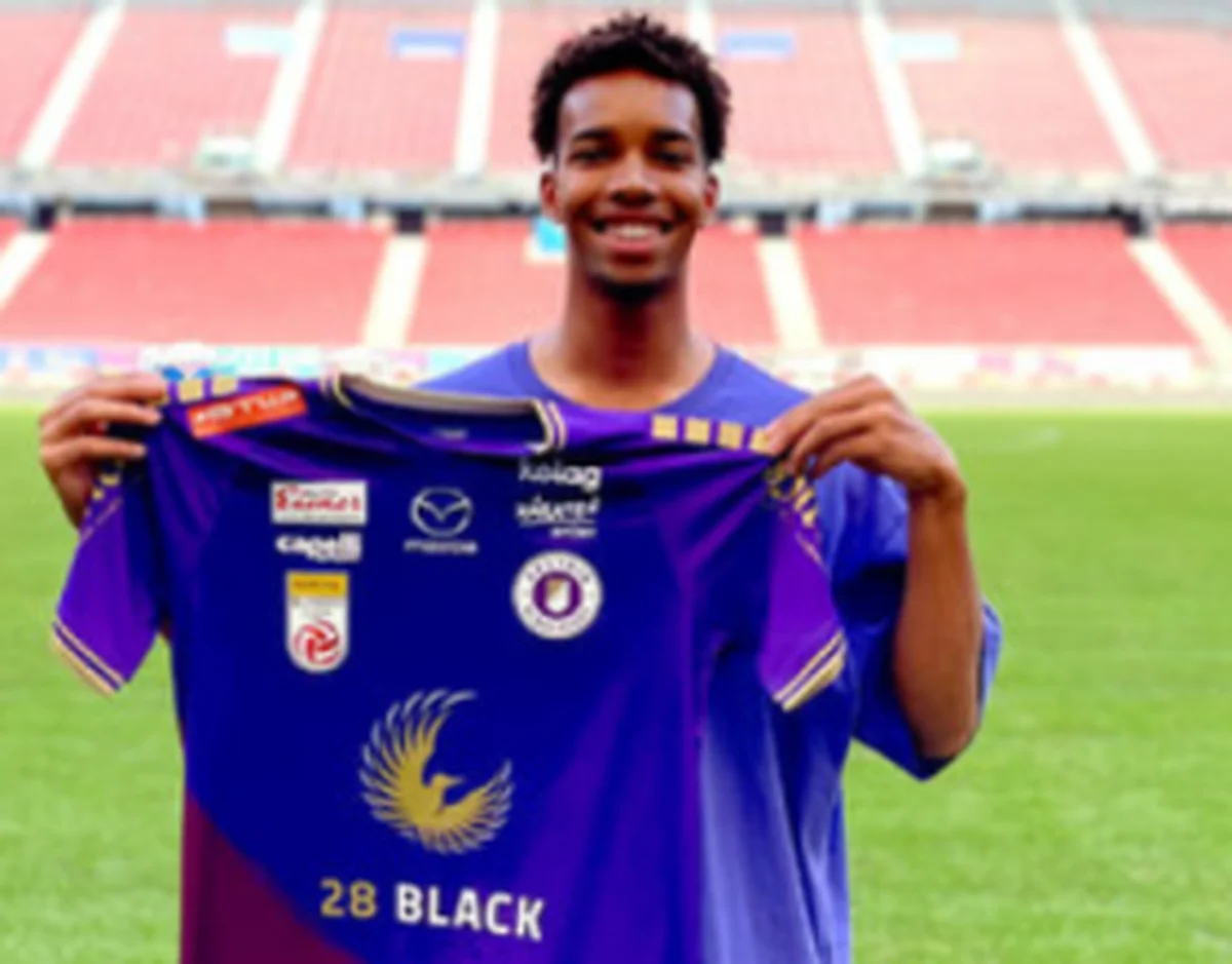 Official : Bayern Munich loan out another Nigerian midfielder to Austria Klagenfurt