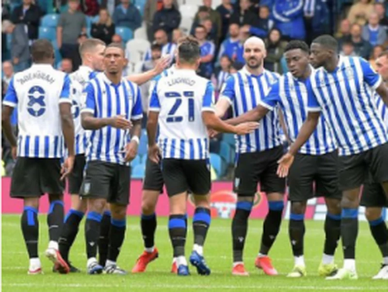  'I'm not taking any chances' - Sheffield Wednesday boss explains why he subbed off Shodipo