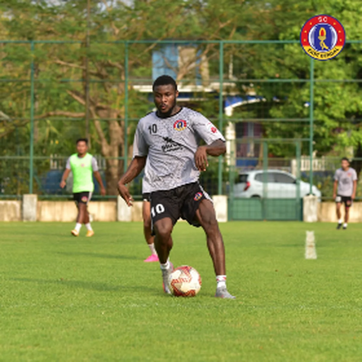 Confirmed : Liverpool Hero Fowler Brings In Nigeria U23 Striker Enobakhare To East Bengal 