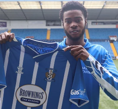 Confirmed : Scottish Premiership new boys loan in Arsenal right back of Nigerian descent