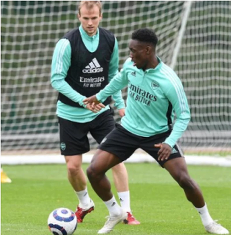 Two young stars of Nigerian descent involved in Arsenal's final training session pre-Chelsea 