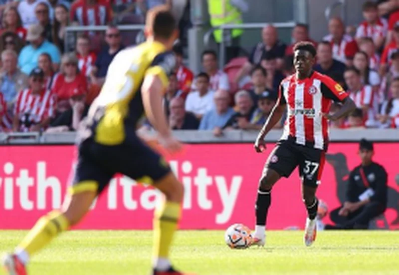 Official: Nigeria-eligible winger signs new long-term contract with BrentfordÂ 
