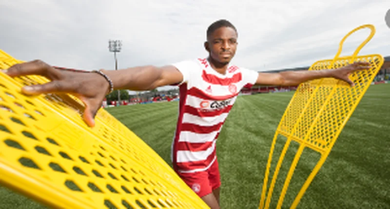  Rotherham United on brink of deal for versatile Anglo-Nigerian midfielder