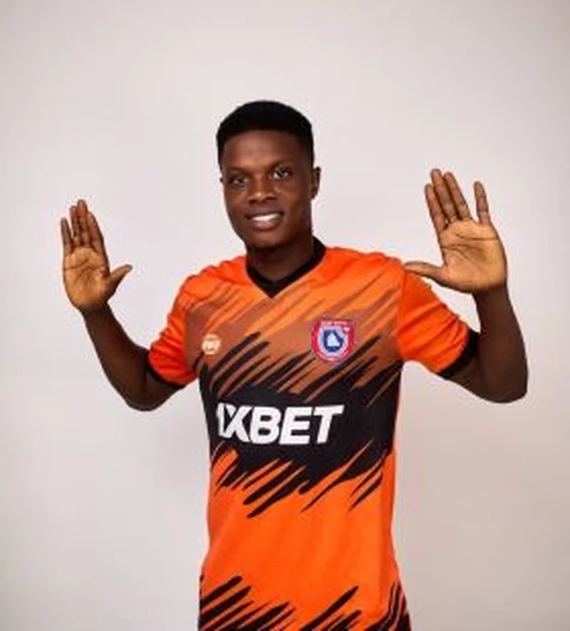 Hot 17yo NPFL winger Sani Suleiman set to join European club after breakout seasonÂ Â 