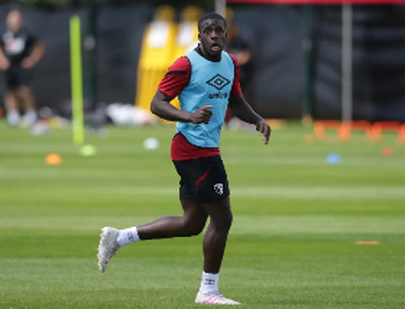 Nigeria U20 Star Ofoborh Makes His Professional Debut For Wycombe Wanderers