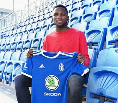 Confirmed : Slavia Prague loan out former Nigeria U23 international 