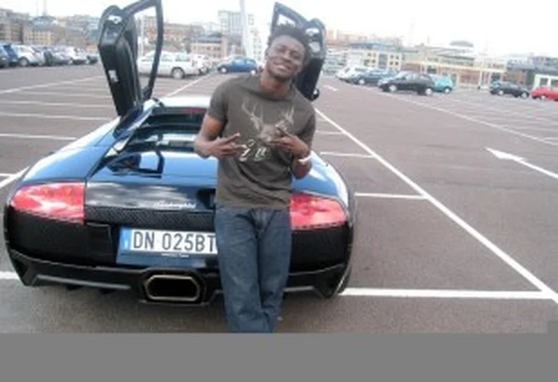 Obafemi Martins Scoops Goal Of The Year Award