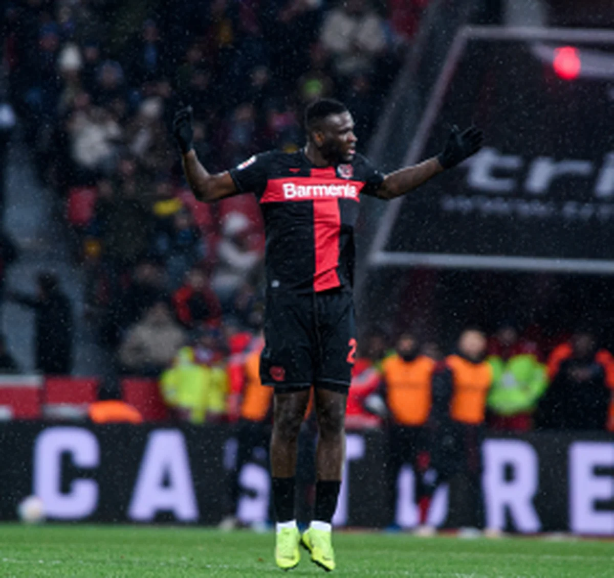 Boniface ends 518-minute Bundesliga goal drought to help Bayer Leverkusen remain unbeatenÂ 