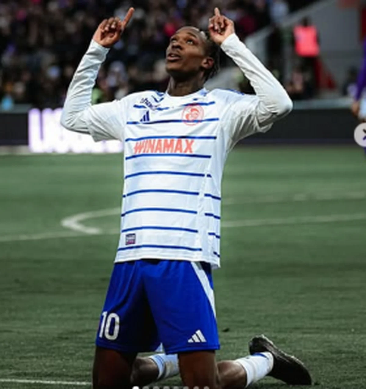 Chelsea join Everton, Fulham, West Ham, Brentford in race to sign Dutch-Nigerian-Togolese forward