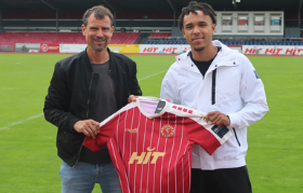 Confirmed: Defensive all-rounder Eze departs Bayer Leverkusen after thirteen years of serviceÂ 