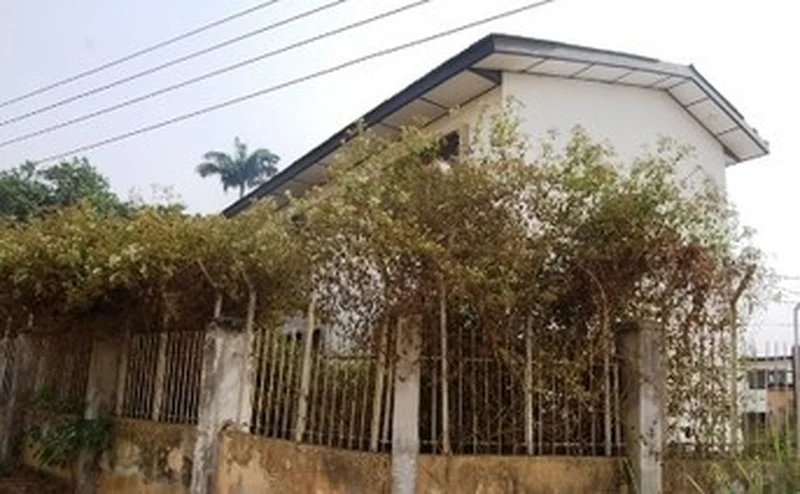 Late Rashidi Yekini  Mansion Burgled
