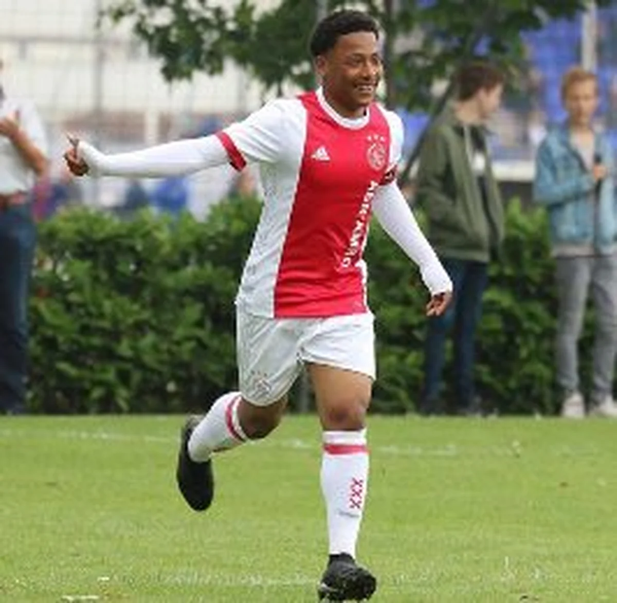  New Manchester United Signing Of Nigerian Descent Must Follow Rashford's Footsteps  