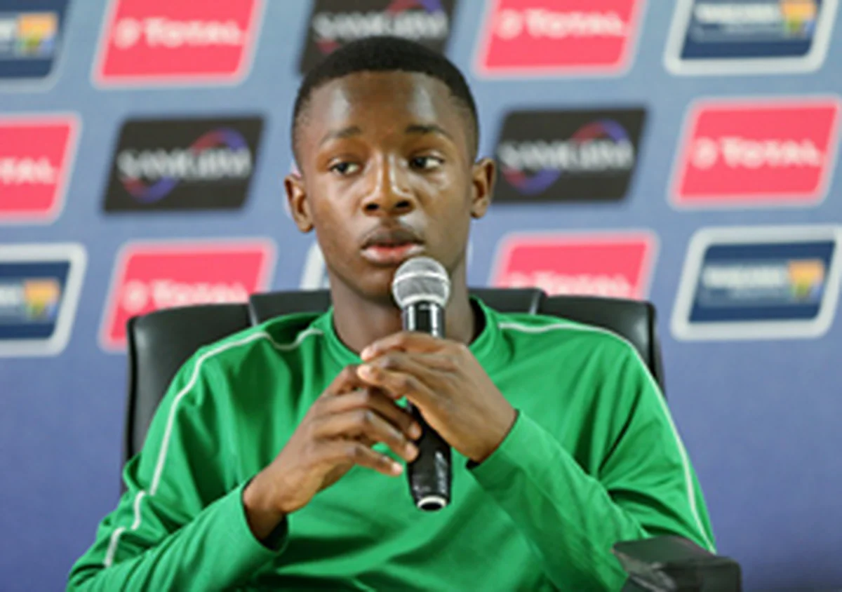 Arsenal winger beats 2019 Golden Eaglets invitee Akande to win Premier League awardÂ 