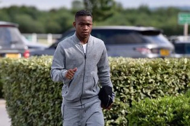 Committed Everton World Cup Winning Striker, Chelsea, Man Utd, Arsenal Target Resume Training
