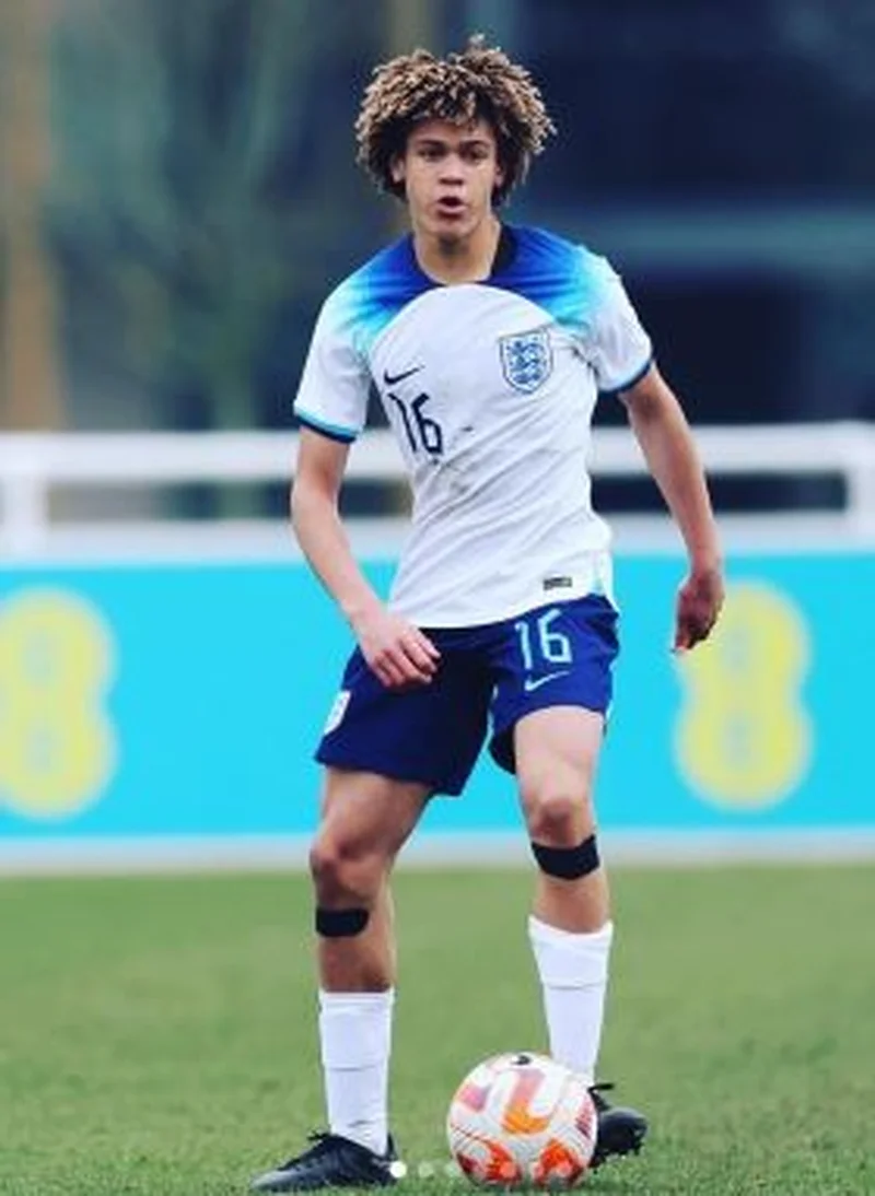 Chelsea starlet, whose dad represented Super Eagles at USA 1994 WC, gets England U16 call-up