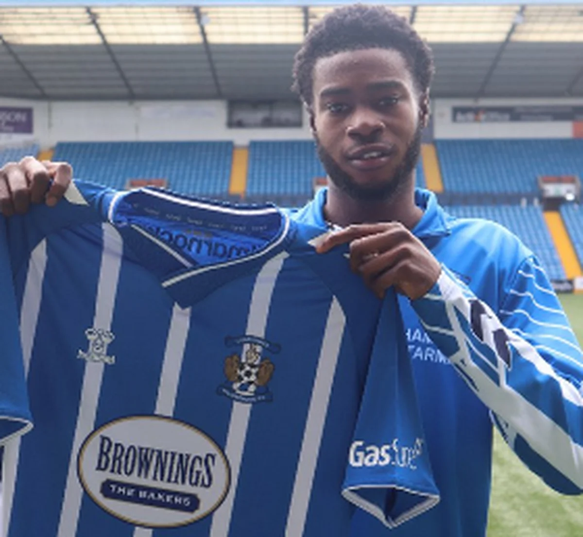 Arsenal-owned fullback of Nigerian descent named in Scottish League Cup Team of the Round