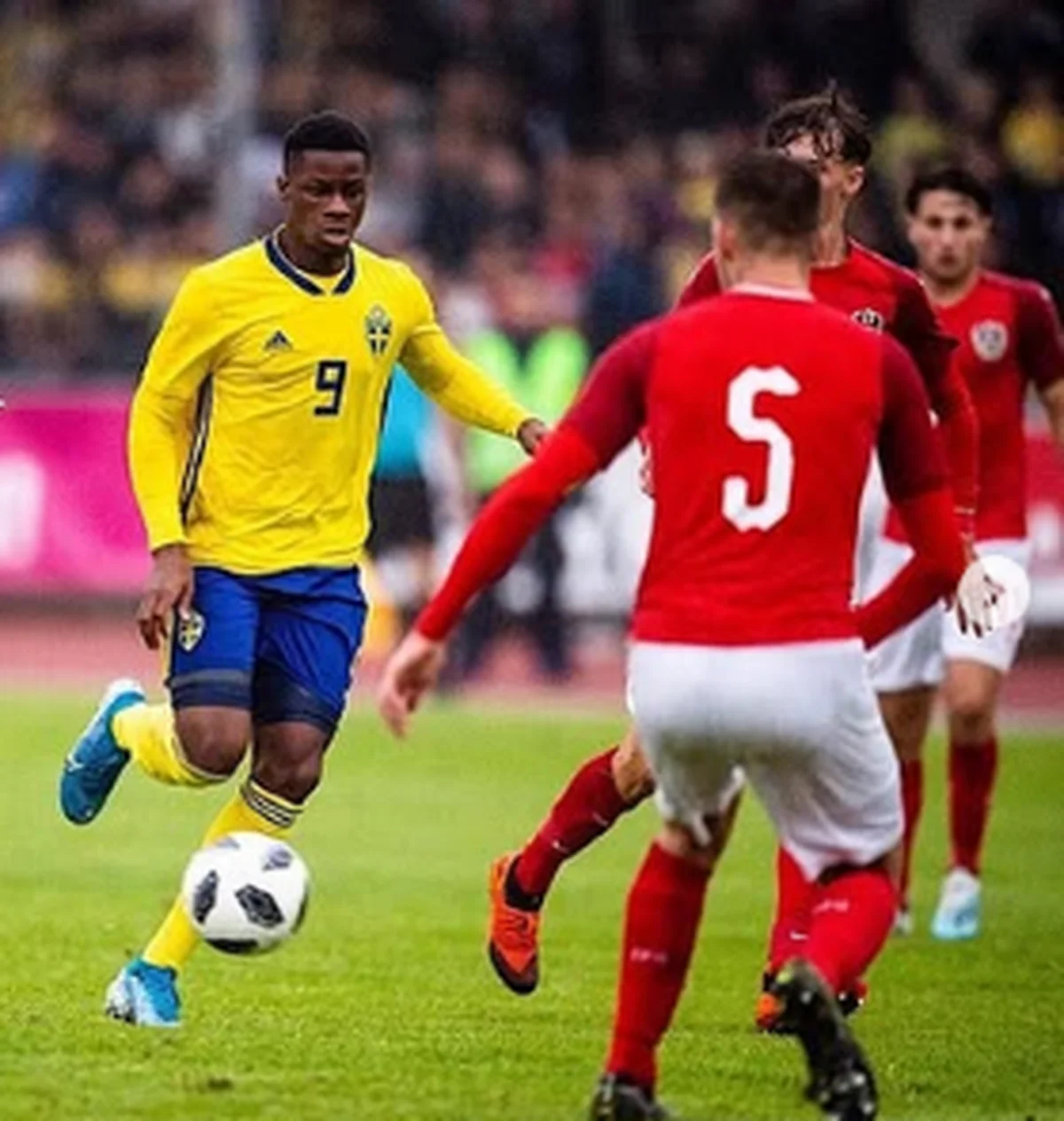 'I can represent Nigeria, Italy' - Malmo's new signing open to continuing family tradition with Super Eagles