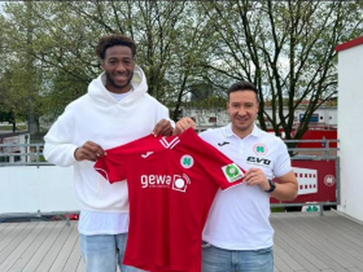 Official : Former Bayern Munich youth teamerÂ Cottrell EzekwemÂ changes club in GermanyÂ 