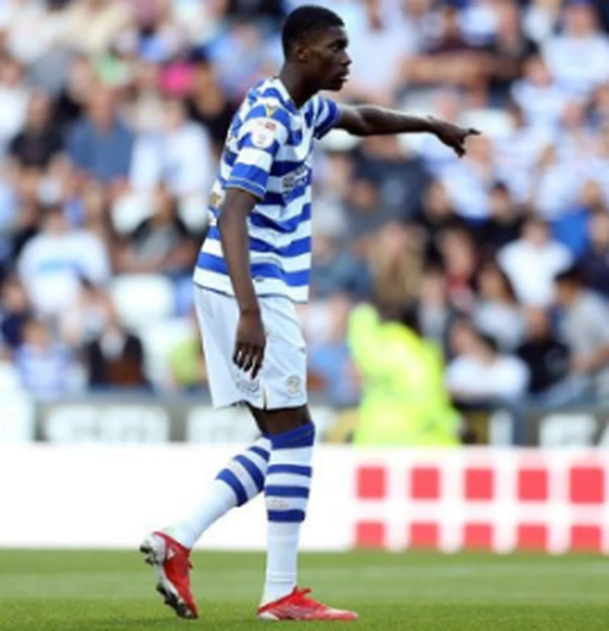 Reading striker Kelvin Ehibhatiomhan named in EFL League One Team of the WeekÂ 
