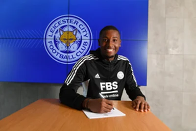 Confirmed : Anglo-American-Canadian-Nigerian GK signs new deal with Leicester CityÂ 
