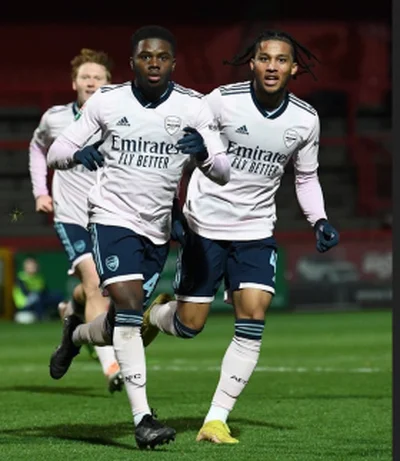 Butler-Oyedeji's goal not enough as Arsenal bow out of Papa Johns TrophyÂ 