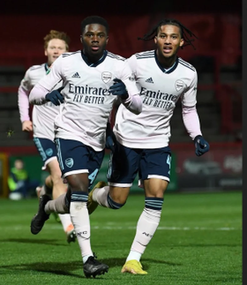 Butler-Oyedeji's goal not enough as Arsenal bow out of Papa Johns TrophyÂ 