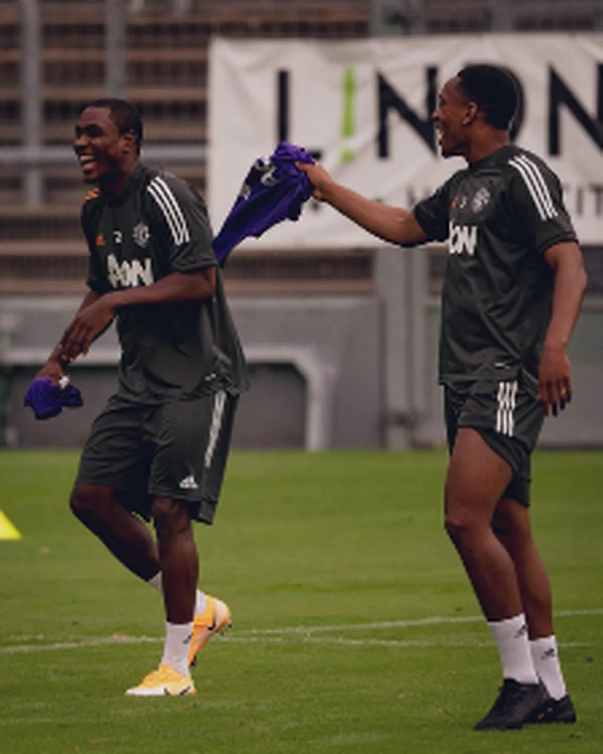 Ighalo Playing For His Dream Club Man Utd; Striker Has No Contact Whatsoever With PSG