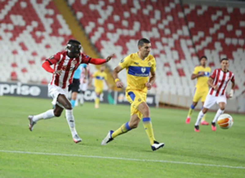 UEFA Europa League : Sivasspor's Kayode Makes History; Villarreal's Chukwueze Assists