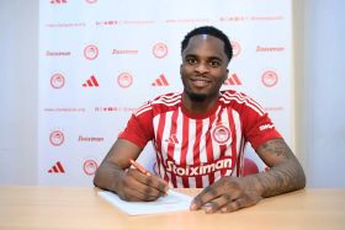 Official: Olympiakos confirm signing of Reading's Super Eagles-eligible defenderÂ 
