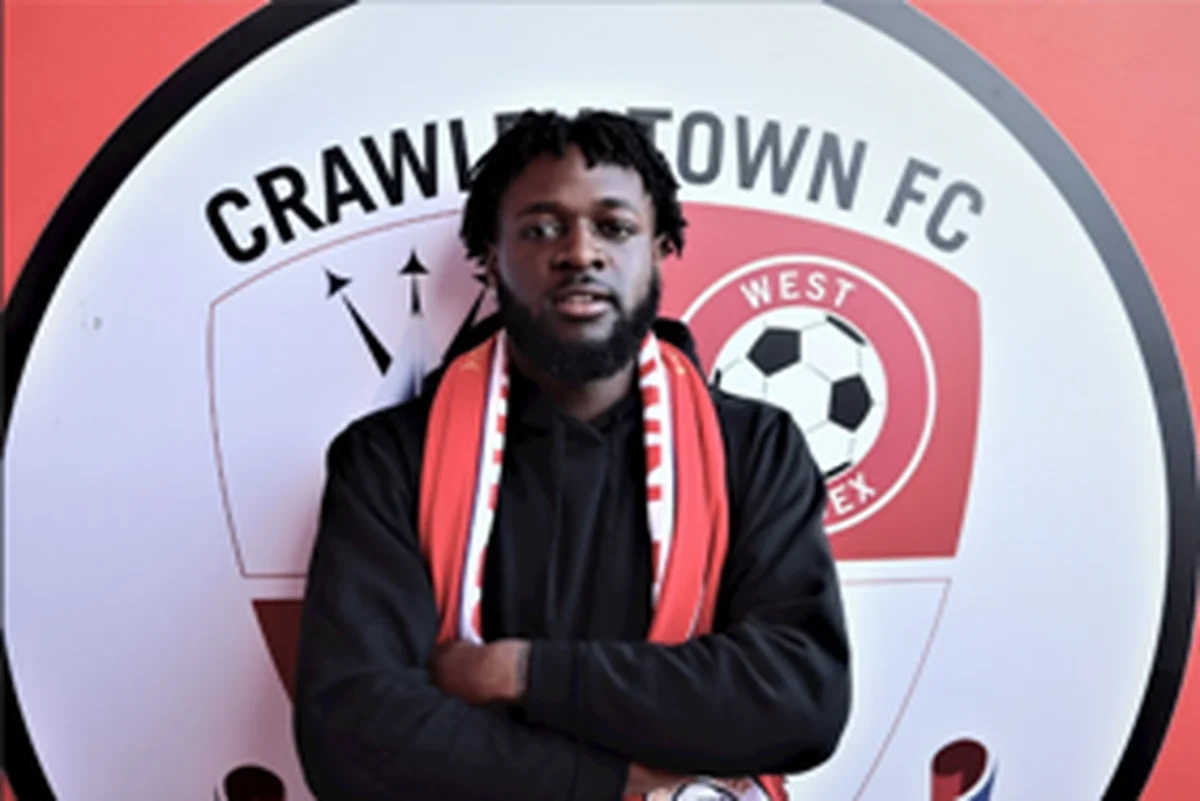 Official : Former Tottenham Hotspur youth teamer Oteh completes move to Crawley Town 