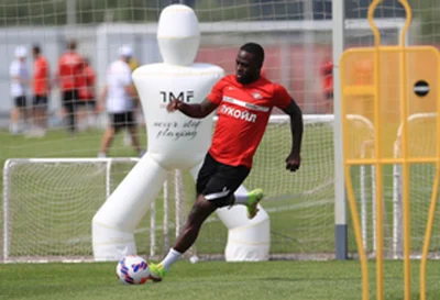 Former Chelsea star Moses reports for pre-season training at Spartak Moscow 