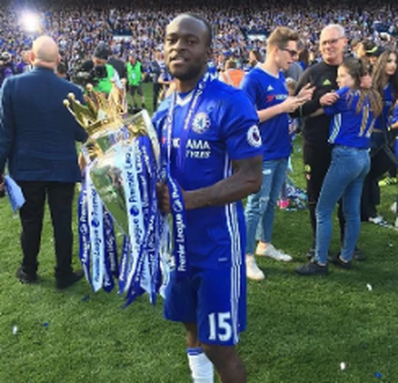 Victor Moses Finally Joins Instagram And Shows Off Premier League Trophy